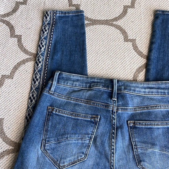 Driftwood Jackie Embroidered Skinny Jeans Womens Size 26‎ Blue - Picture 12 of 16